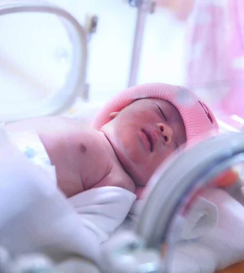 Birth Injury Attorneys in Greater Detroit, MI Area - Baby in hospital bed