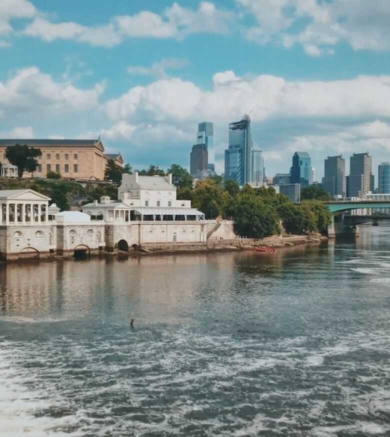 Top Personal Injury Lawyers in Philadelphia - Philadelphia view by the water