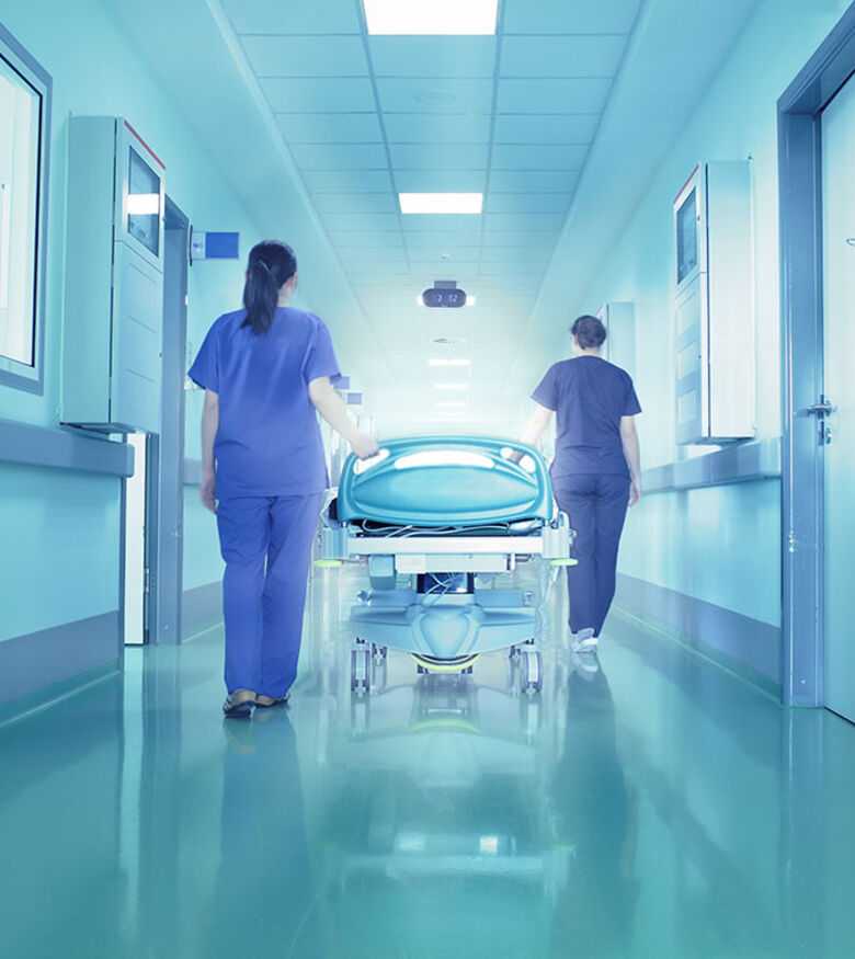 Wrongful Death Attorneys in Miami, FL - doctor in emergency room