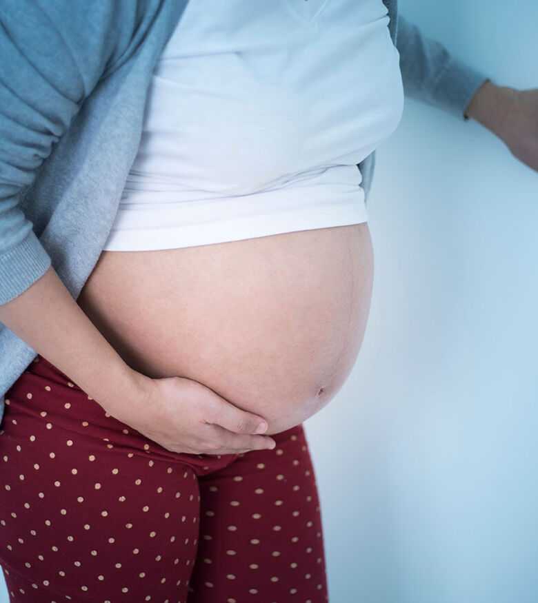 Birth Injury Attorneys in New York City, NY - Pregnant woman holding stomach
