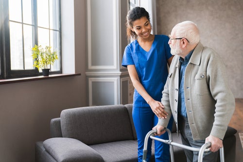 Judge Temporarily Approves Overtime Claims for Travel Nurse Collective - nurse