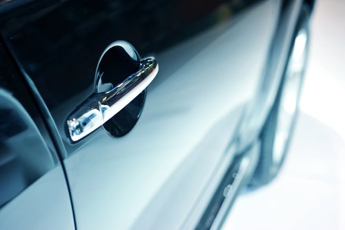 NHTSA Launches Investigation Into 2020/2021 Ford Escape Due to Door Issue - car handle