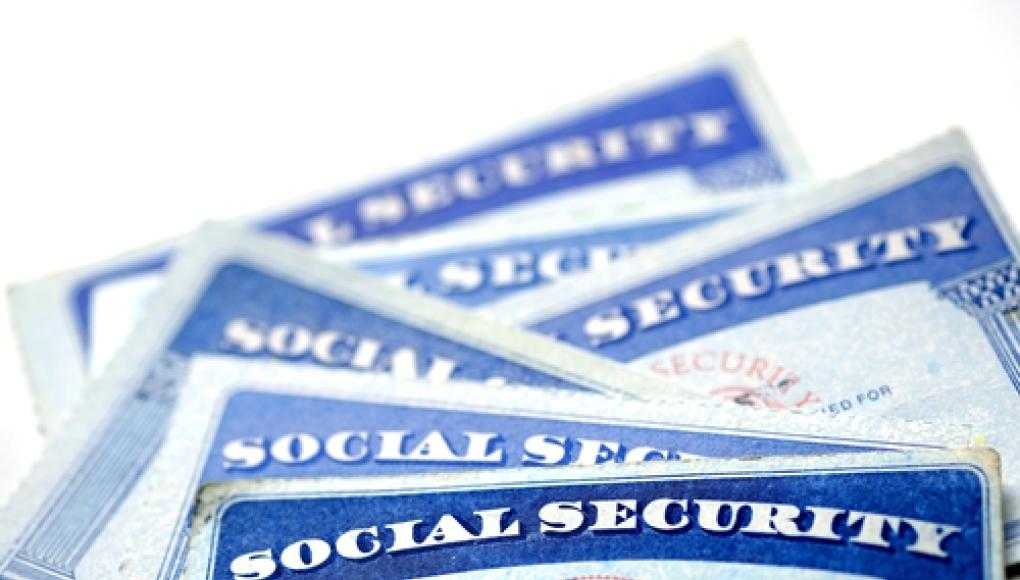 Lansing College Data Breach Could Leak Up to 757k Social Security Numbers - social security cards