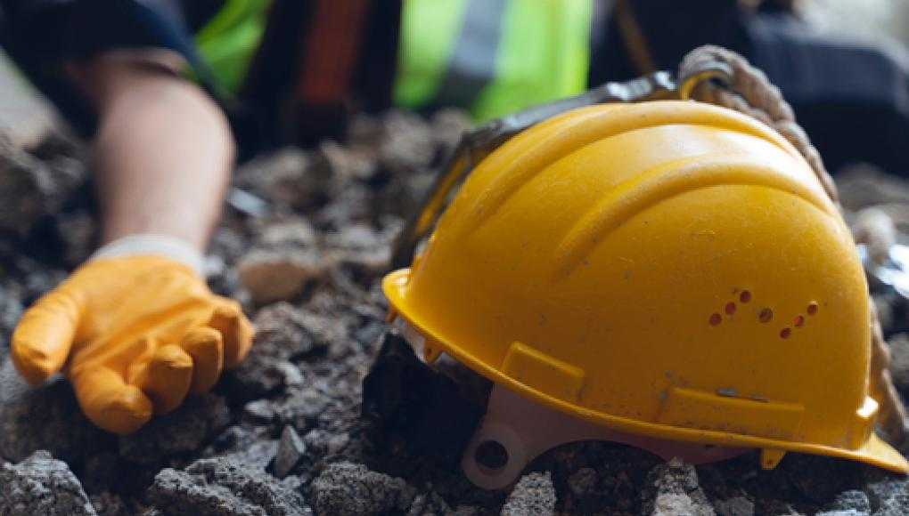 Man Dies from Hangar Collapse at Atlanta Airport - Construction Accident