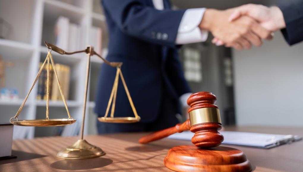 client meeting a lawyer