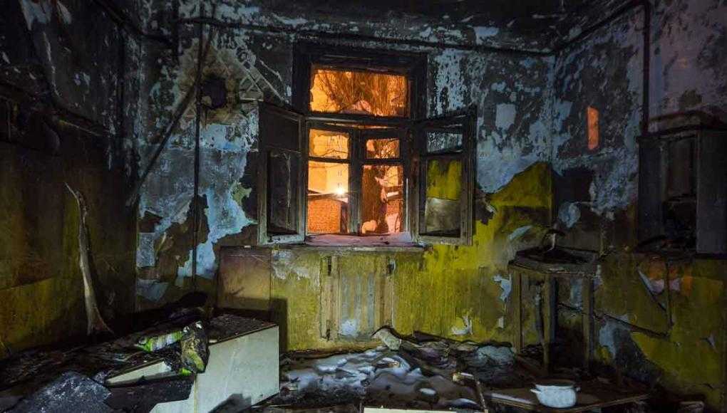 Grandmother, Two Boys Killed in Detroit Kitchen Fire - House Fire