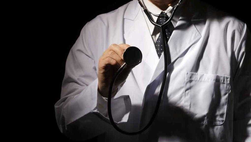 medical malpractice lawyer