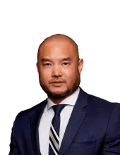 Headshot of Albert Ng, a Los Angeles-based car accident and auto injury lawyer at Morgan & Morgan