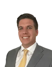 Headshot of Alexander Licznerski, a St. Petersburg-based insurance claim lawyer at Morgan & Morgan