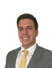 Headshot of Alexander Licznerski, a St. Petersburg-based insurance claim lawyer at Morgan & Morgan