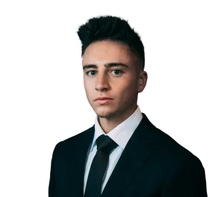 Headshot of ATTORNEY Daniel Henry, a Tampa-based personal injury lawyer from Morgan & Morgan