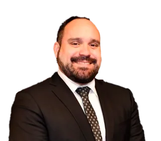 Headshot of ATTORNEY Gabe Mendoza, a Jacksonville-based personal injury lawyer from Morgan & Morgan