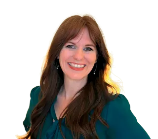 Headshot of ATTORNEY Sarah Holyoak, a Phoenix-based personal injury lawyer from Morgan & Morgan