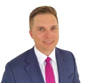 Headshot of Andrew Metzger, a St. Petersburg-based personal injury lawyer at Morgan & Morgan