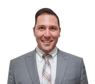 Headshot of Leonard Raymond Carapella, a St. Petersburg-based personal injury lawyer at Morgan & Morgan