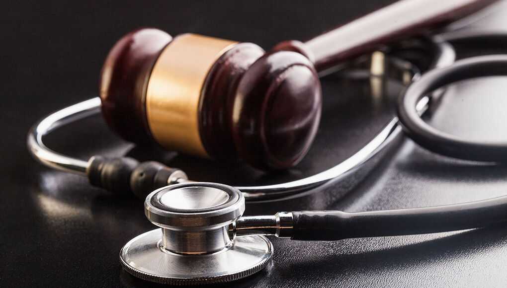 What's a Tort, Anyway? - Gavel and Stethoscope