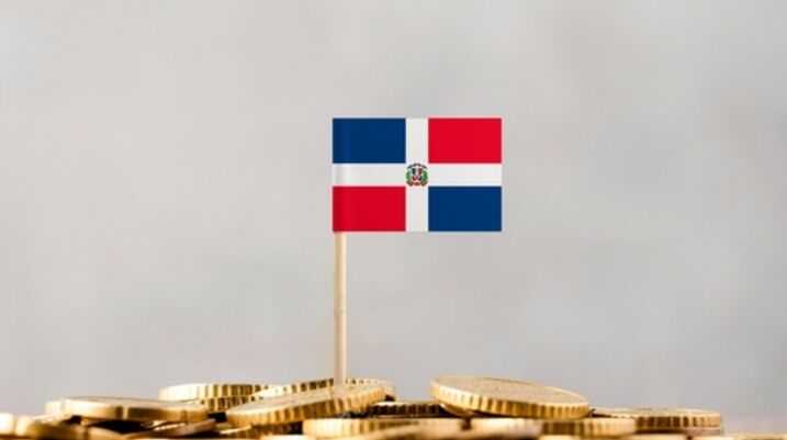 Florida Judge: Dominican Republic Owes Two Miami Companies Millions - Dominican Republic Flag Over Coins