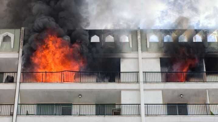Apartment Block Near San Diego Goes Up in Flames - fire