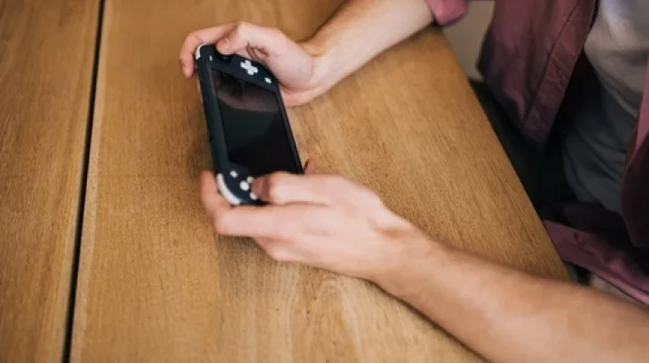 Nintendo’s Old Hardware Poses Security Issues - Gameboy