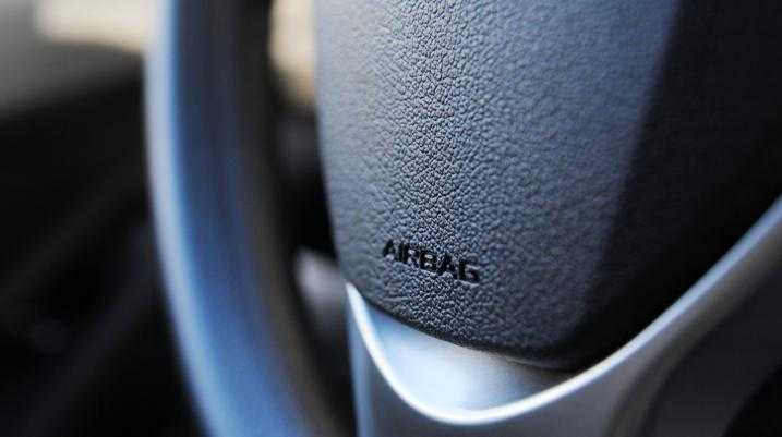 Car steering wheel