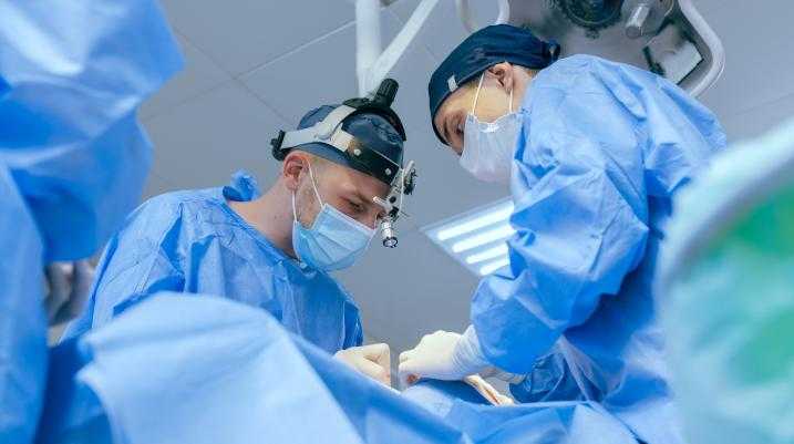 Doctors performing surgery