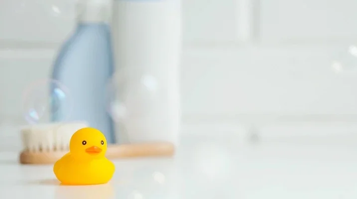 Baby bath accessories