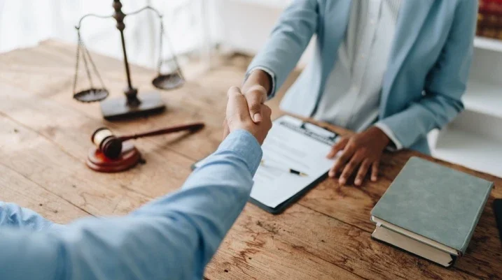 hiring an employment attorney
