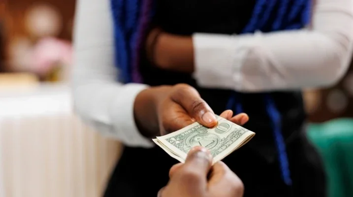 getting tipped at a restaurant