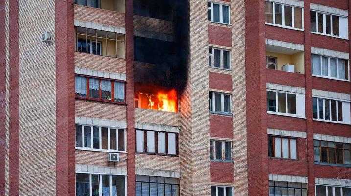 Fatal Oakland Apt. Fire News: Landlord Had History of Violations - building on fire