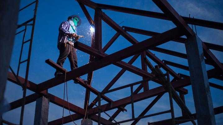 Construction-New-Years-Resolution-Photo