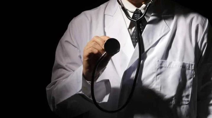 medical malpractice lawyer