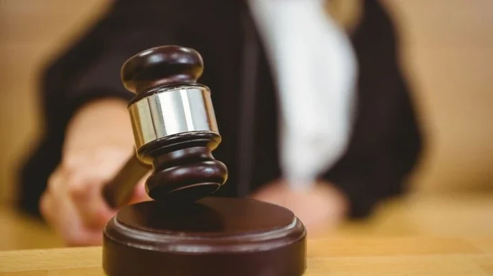 judge