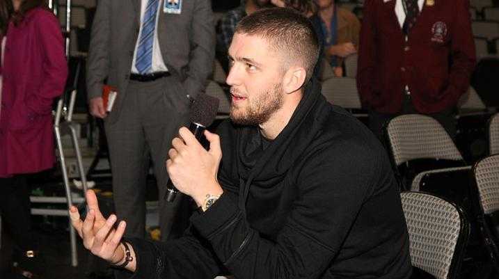 Chandler Parson giving talk