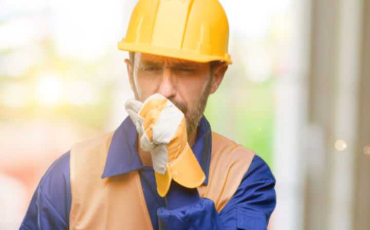 Mesothelioma: What Is the Average Age at Diagnosis? - construction worker
