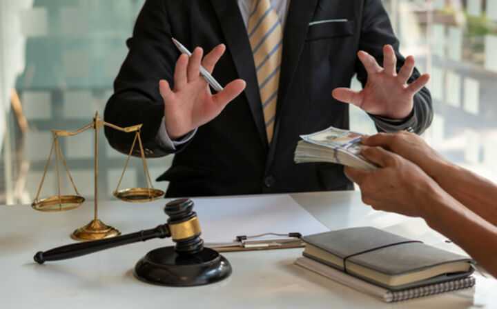 Benefits of Hiring a Lawyer For Your Injury Claim - lawyer