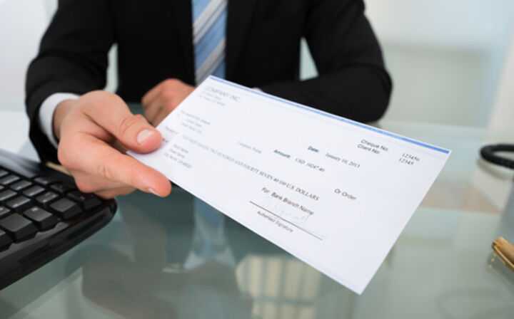 How Much is a Personal Injury Lawyer Payout - settlement check