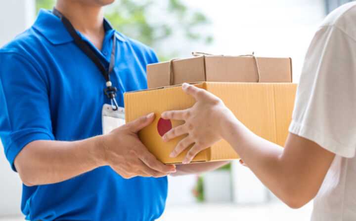 What Is the Salary of a FedEx Courier - fedex delivery