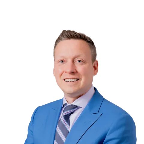 Headshot of Josh Autry, a NY-based personal injury lawyer at Morgan & Morgan