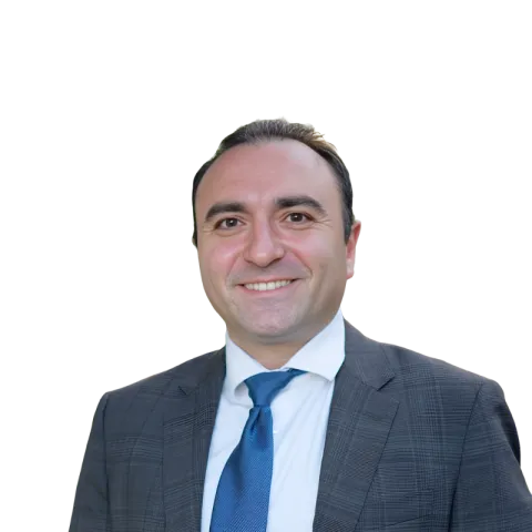 Headshot of Edgar Grigoryan, a CA-based personal injury lawyer at Morgan & Morgan