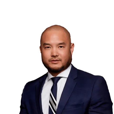Headshot of Albert Ng, a CA-based personal injury lawyer at Morgan & Morgan