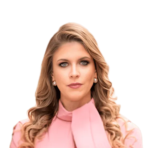 Headshot of Mandy Sarago, a VA-based personal injury lawyer at Morgan & Morgan