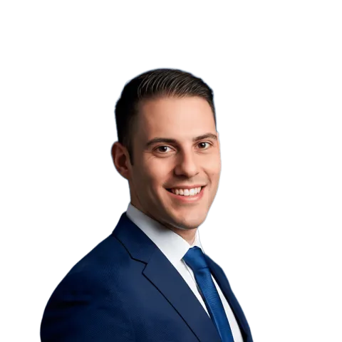 Headshot of Louis Holzberg, a FL-based personal injury lawyer at Morgan & Morgan