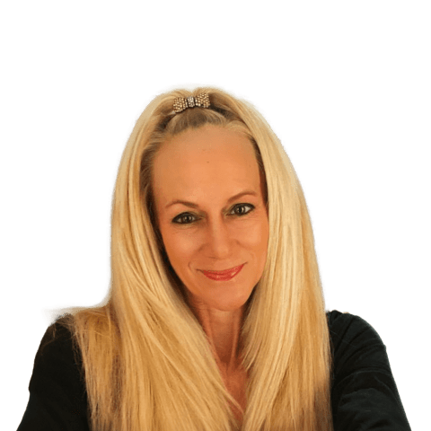 Headshot of Anneke Saltzstein, a Los Angeles-based car accident and auto injury lawyer at Morgan & Morgan