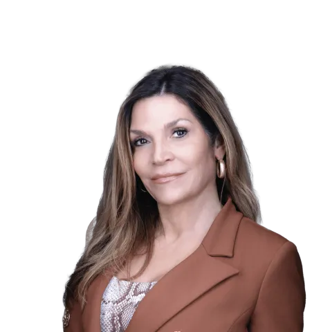 Headshot of Cora Cisneros Molloy, a FL-based personal injury lawyer at Morgan & Morgan