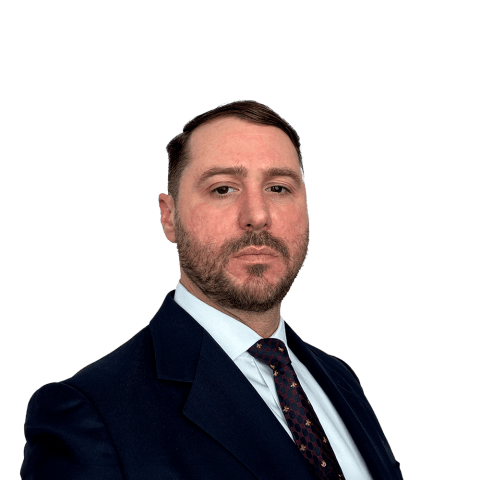 Headshot of Dehnolm Iafornaro, an Fort Myers-based traumatic brain and head injury lawyer at Morgan & Morgan