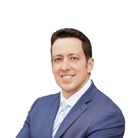 Headshot of Fernando Salamanca, a DC-based personal injury lawyer at Morgan & Morgan