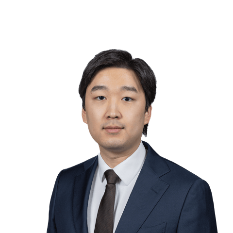 Headshot of Jeremy Kim, a Manhattan-based car accident and auto injury lawyer at Morgan & Morgan