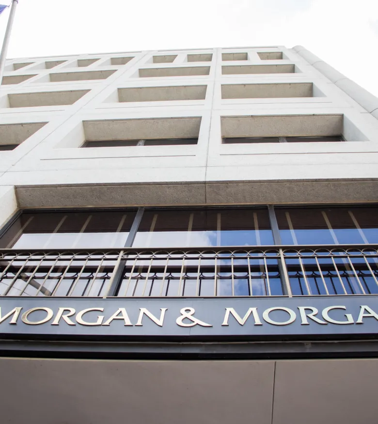 Morgan & Morgan signage
