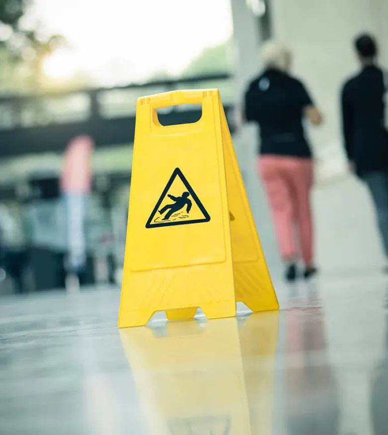 Orlando Slip and Fall Lawyers - Wet floor sign