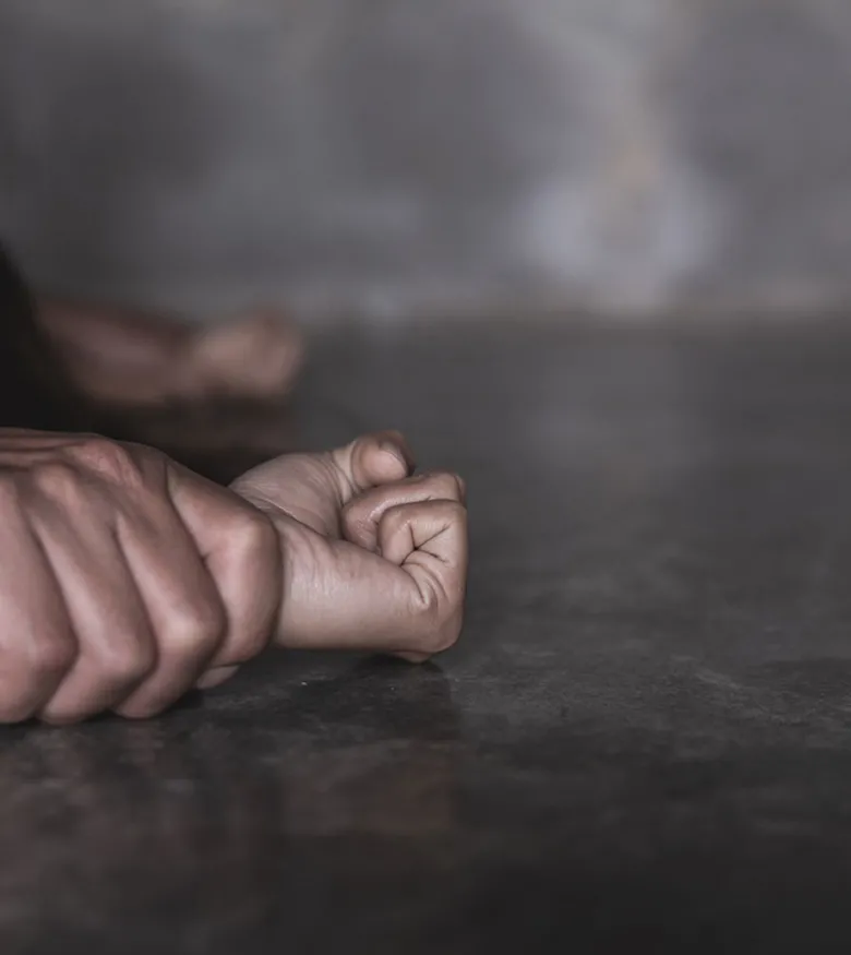 Assault & Battery Lawyers in Melbourne, FL - person hands being held down